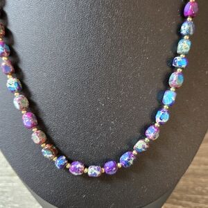 Source Unknown Iridescent Beaded Necklace